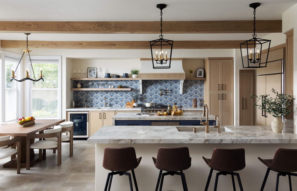 Houzz Fall 2025 design trends, statement countertops and backsplashes