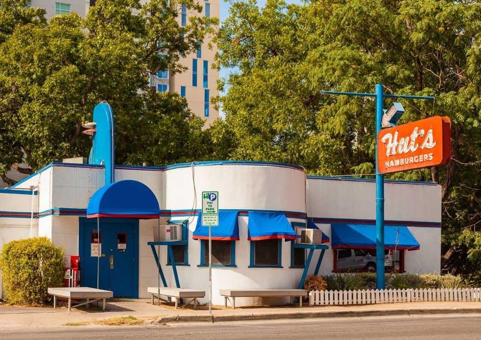 Hut's Hamburgers West Sixth original location