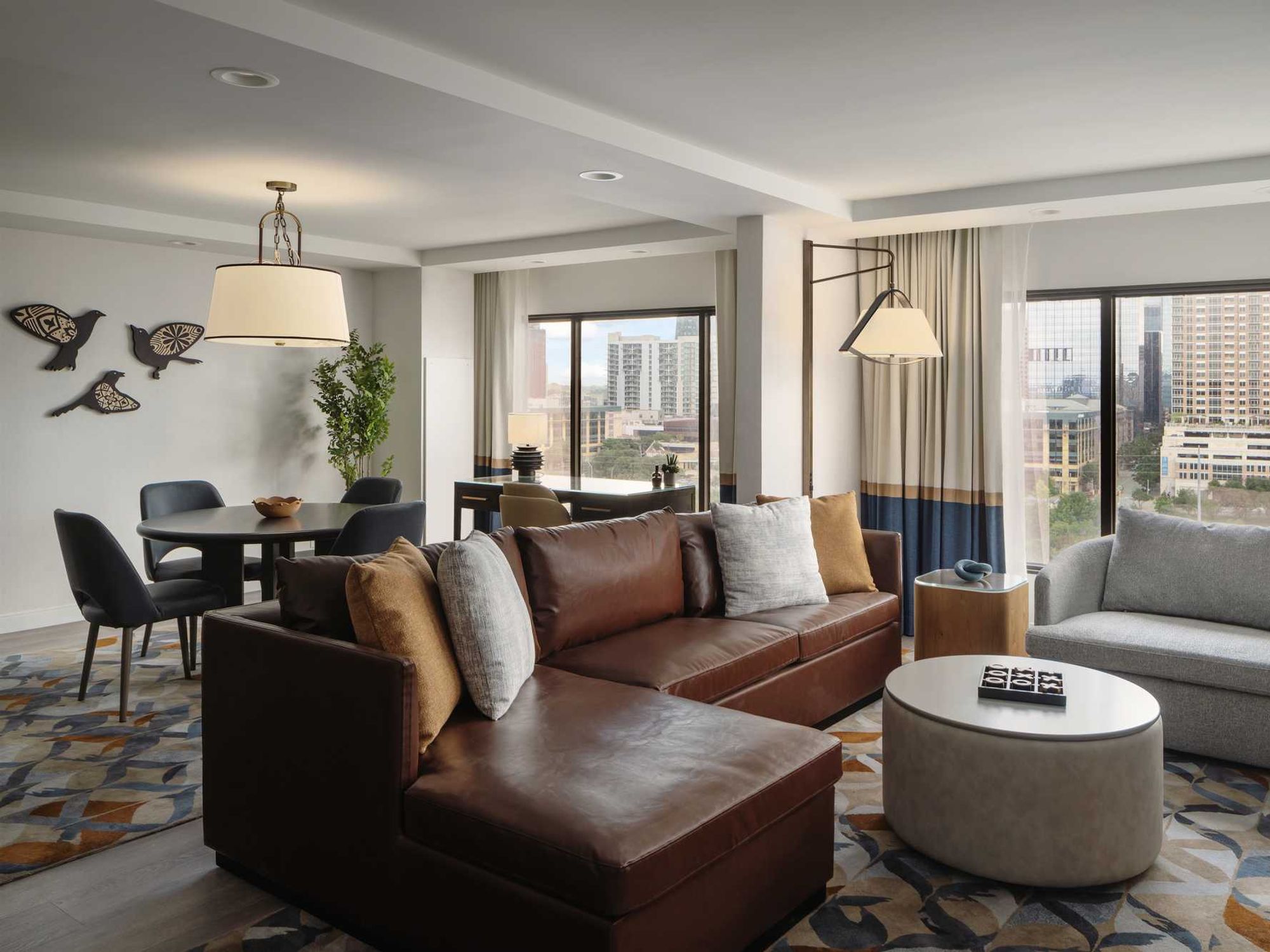Hyatt Regency Austin suite