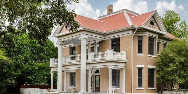 Historic Greek mansion near Austin hits the market for just under $1 million - Vimarsana News