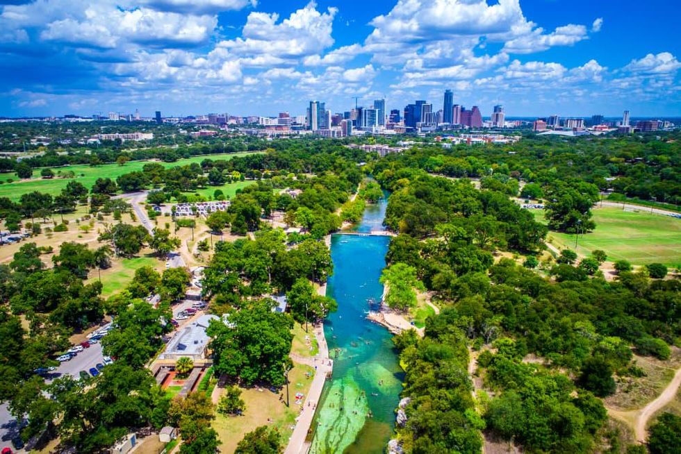 Austin housing market breaks another record as median home price hits $550,000