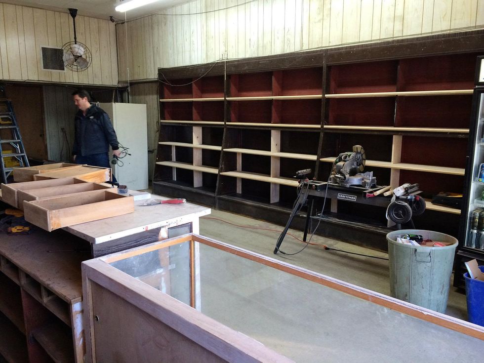 10 fun facts about East Austin's J&J liquor store and the new owners