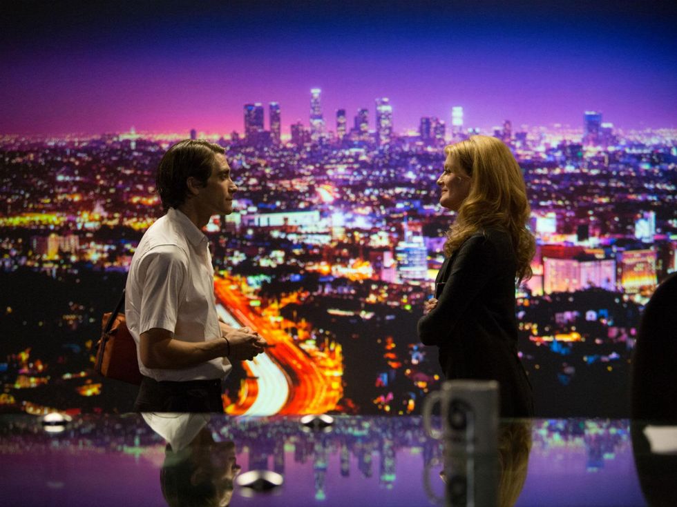 Jake Gyllenhaal and Rene Russo in Nightcrawler