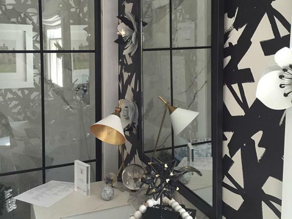 James Showroom Instagram