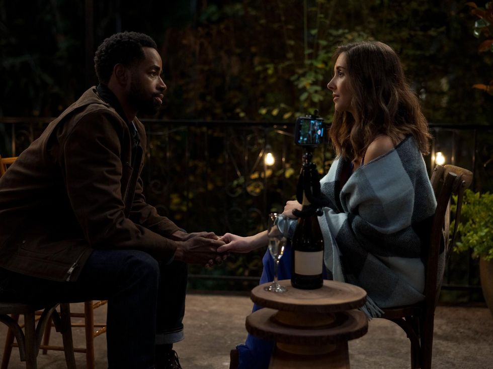 Jay Ellis and Alison Brie in Somebody I Used to Know