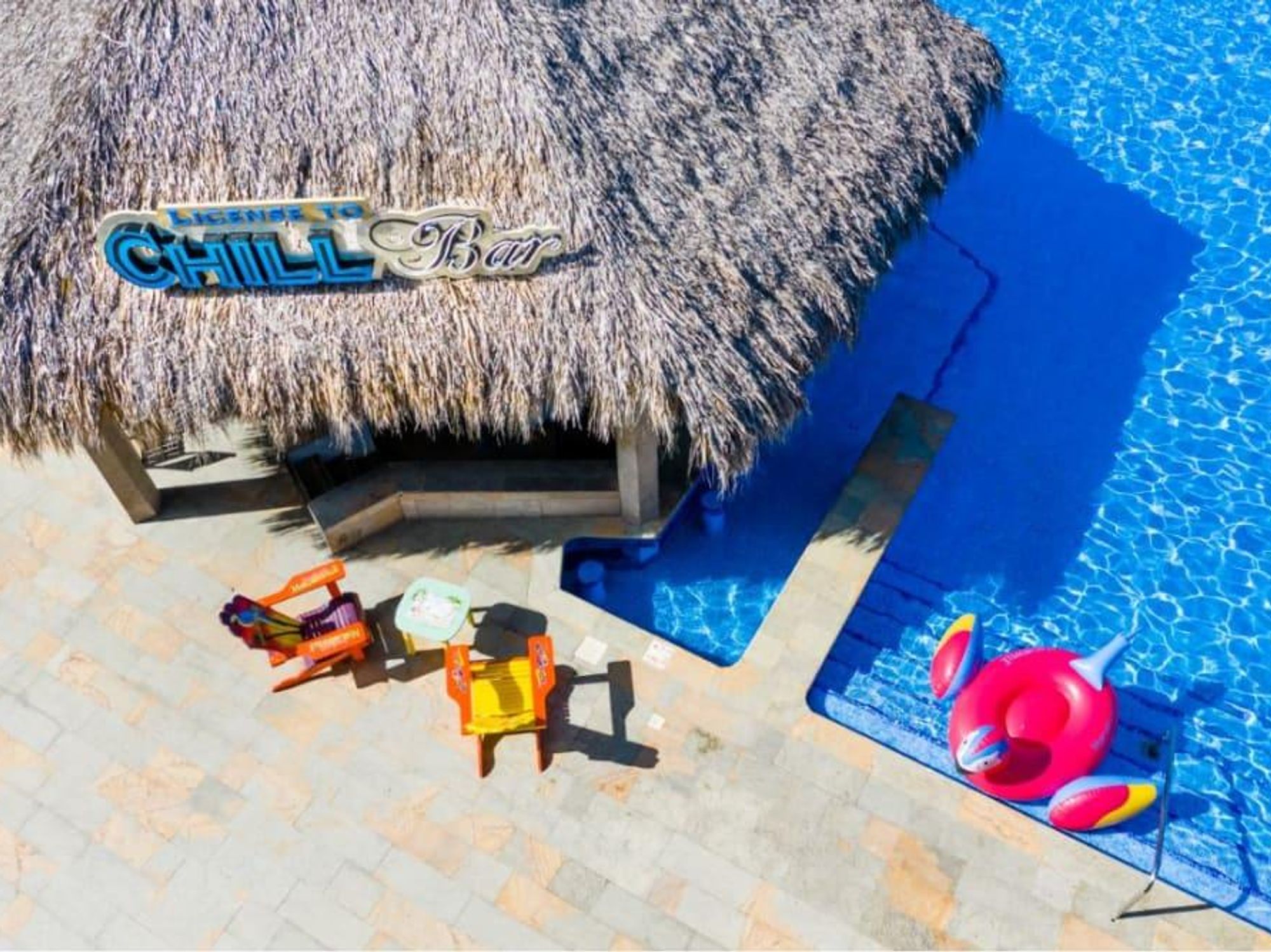 Jimmy Buffett Margaritaville resort pool bar