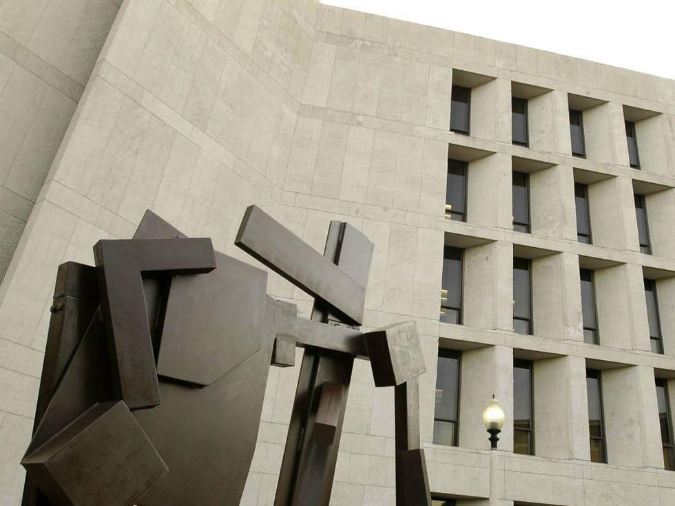 Joel Perlman's Square Tilt sculpture at University of Texas-Austin