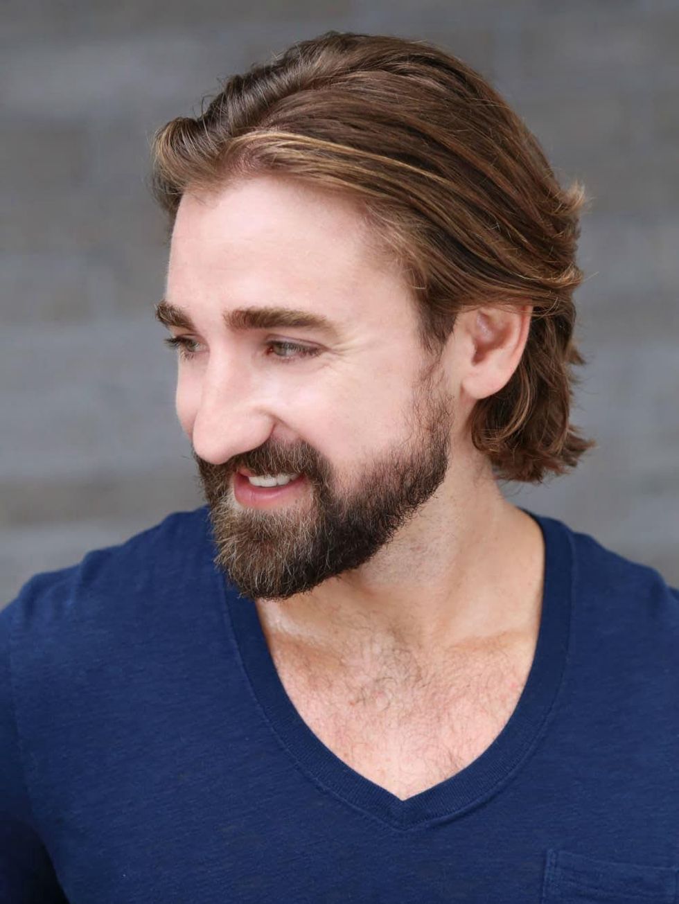 Jose Luis Salon - modern mid-length