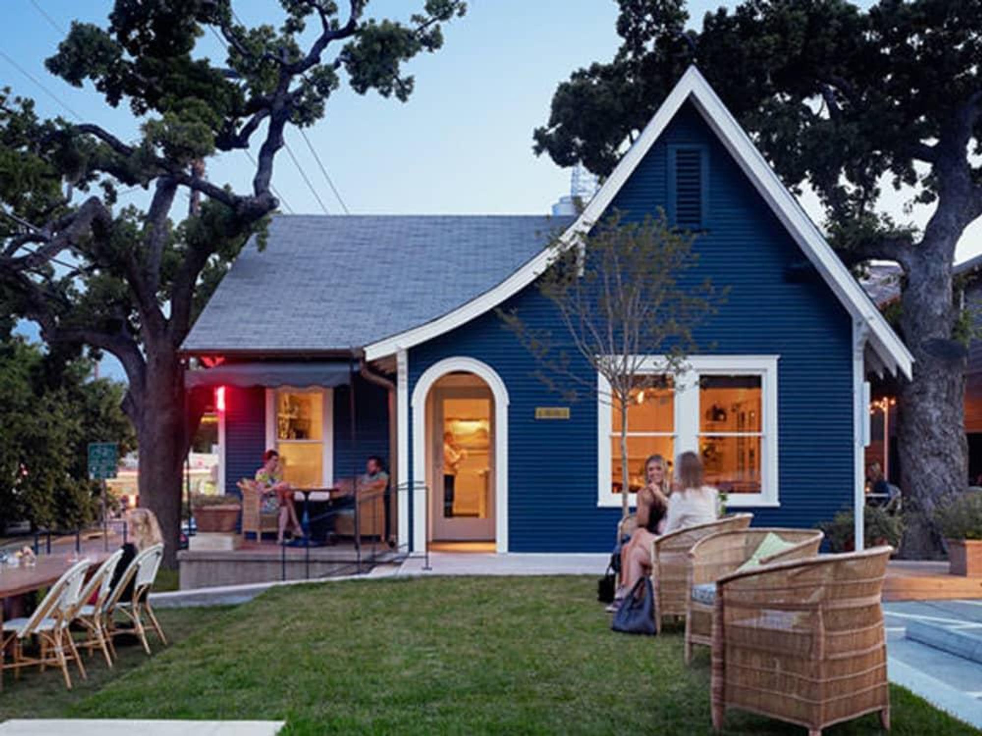 Josephine House Austin restaurant Clarksville exterior lawn 2015