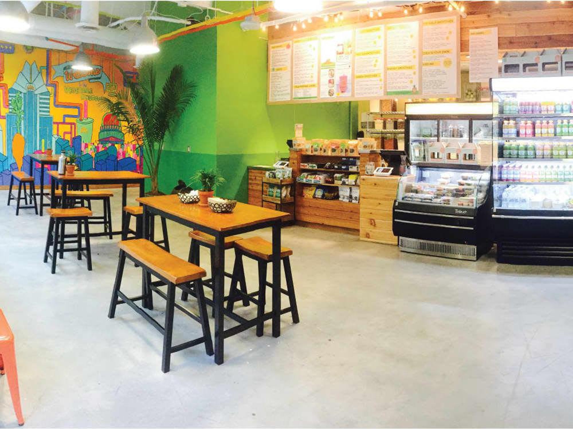 JuiceLand Frost Tower 1