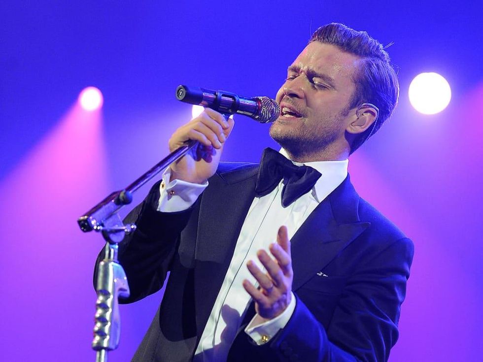 Justin Timberlake singing May 2013
