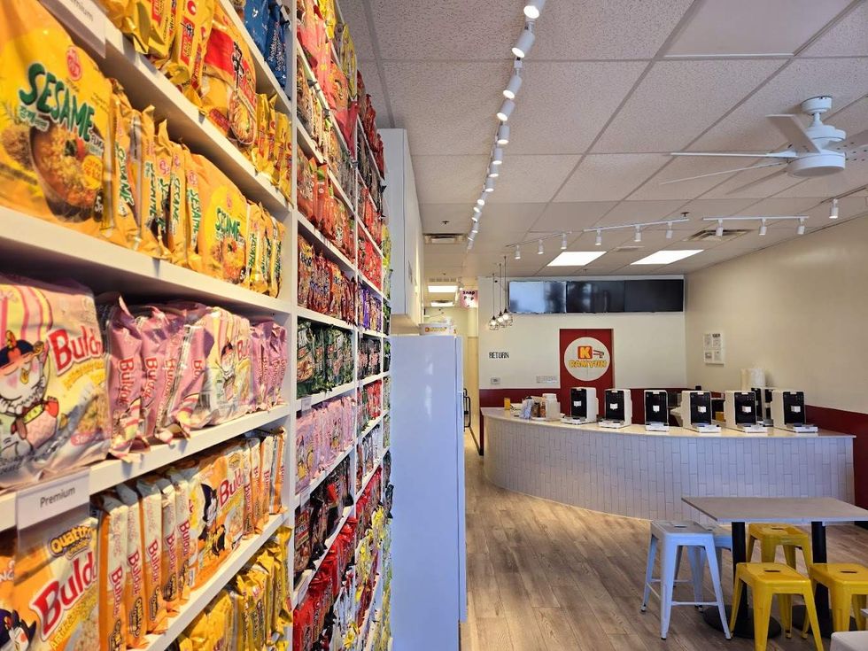 K-Ramyun Cedar Park interior