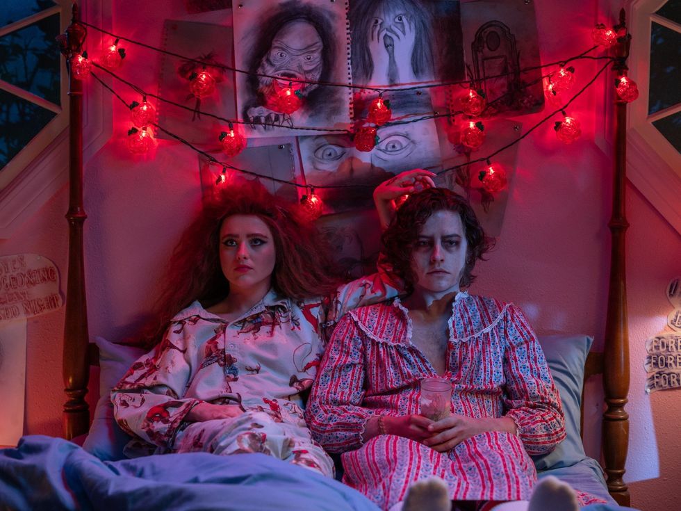 Kathryn Newton and Cole Sprouse in Lisa Frankenstein