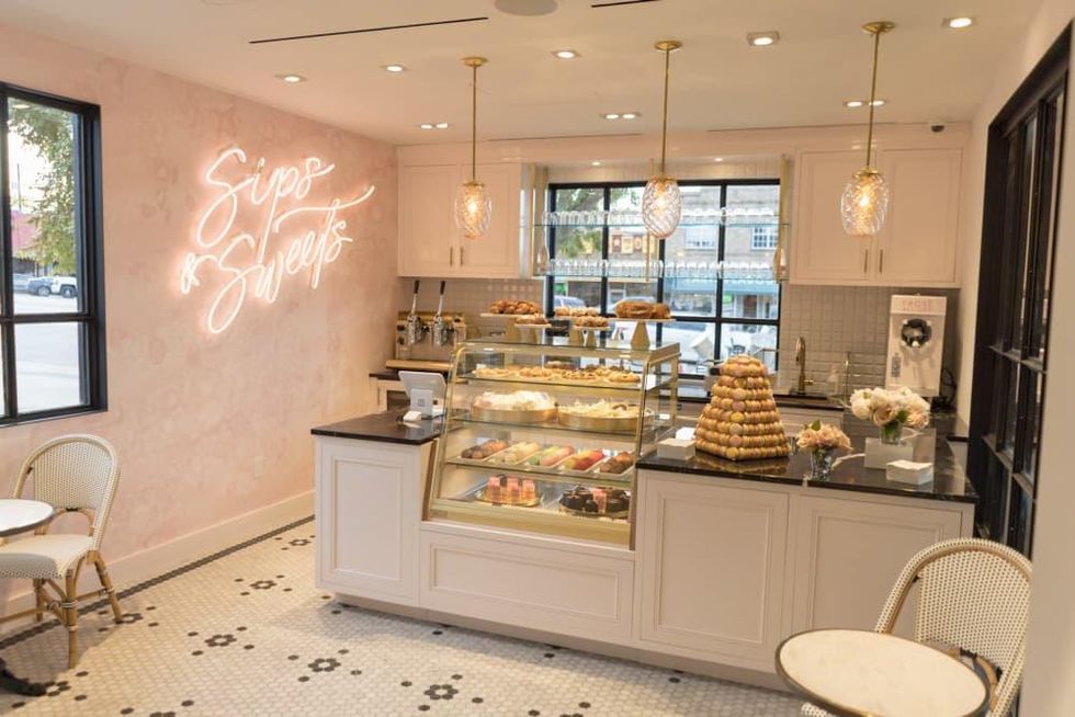 Kendra Scott Flagship cafe