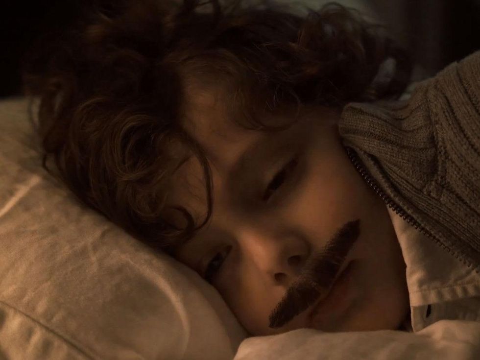 Kid re-enacts scene from Her