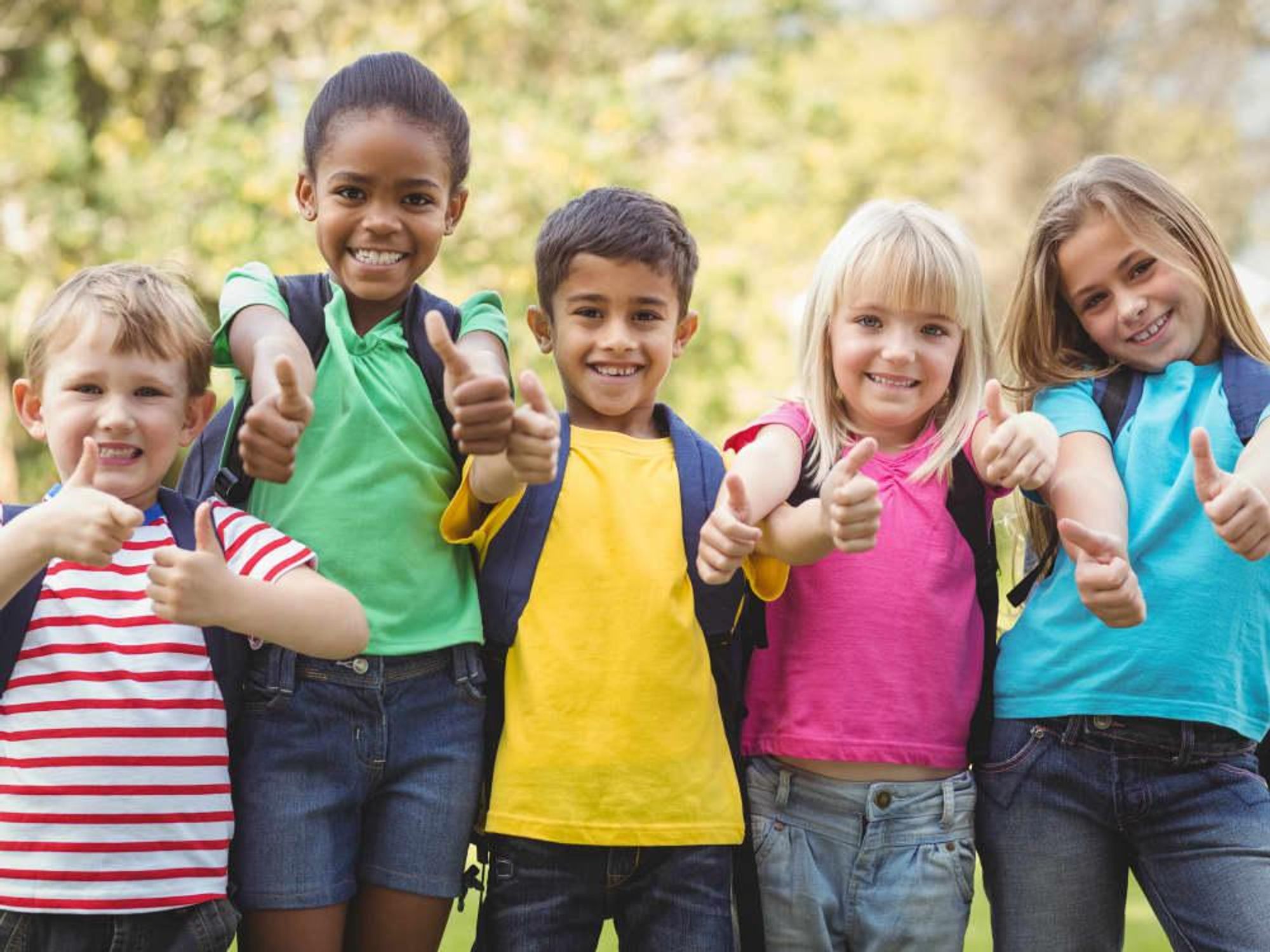 Kids giving thumbs-up