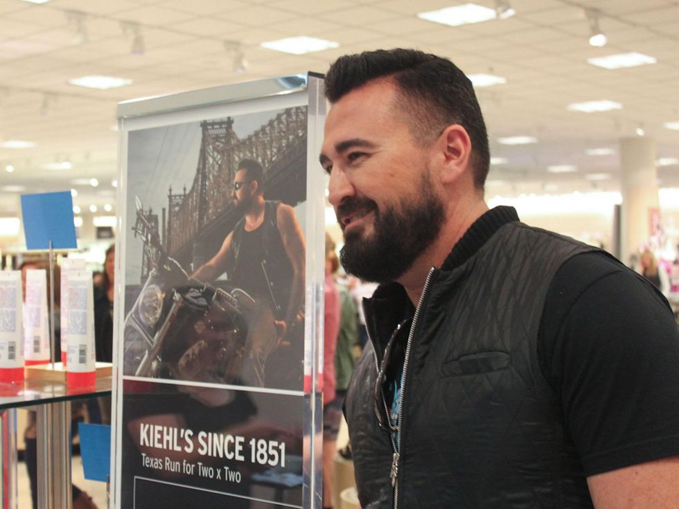 Kiehl's Texas Run in Austin benefitting amfAR