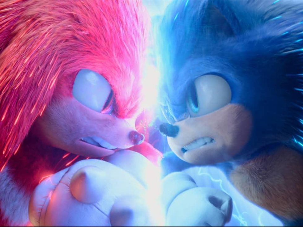 Knuckles (Idris Elba) and Sonic (Ben Schwartz) in Sonic the Hedgehog 2