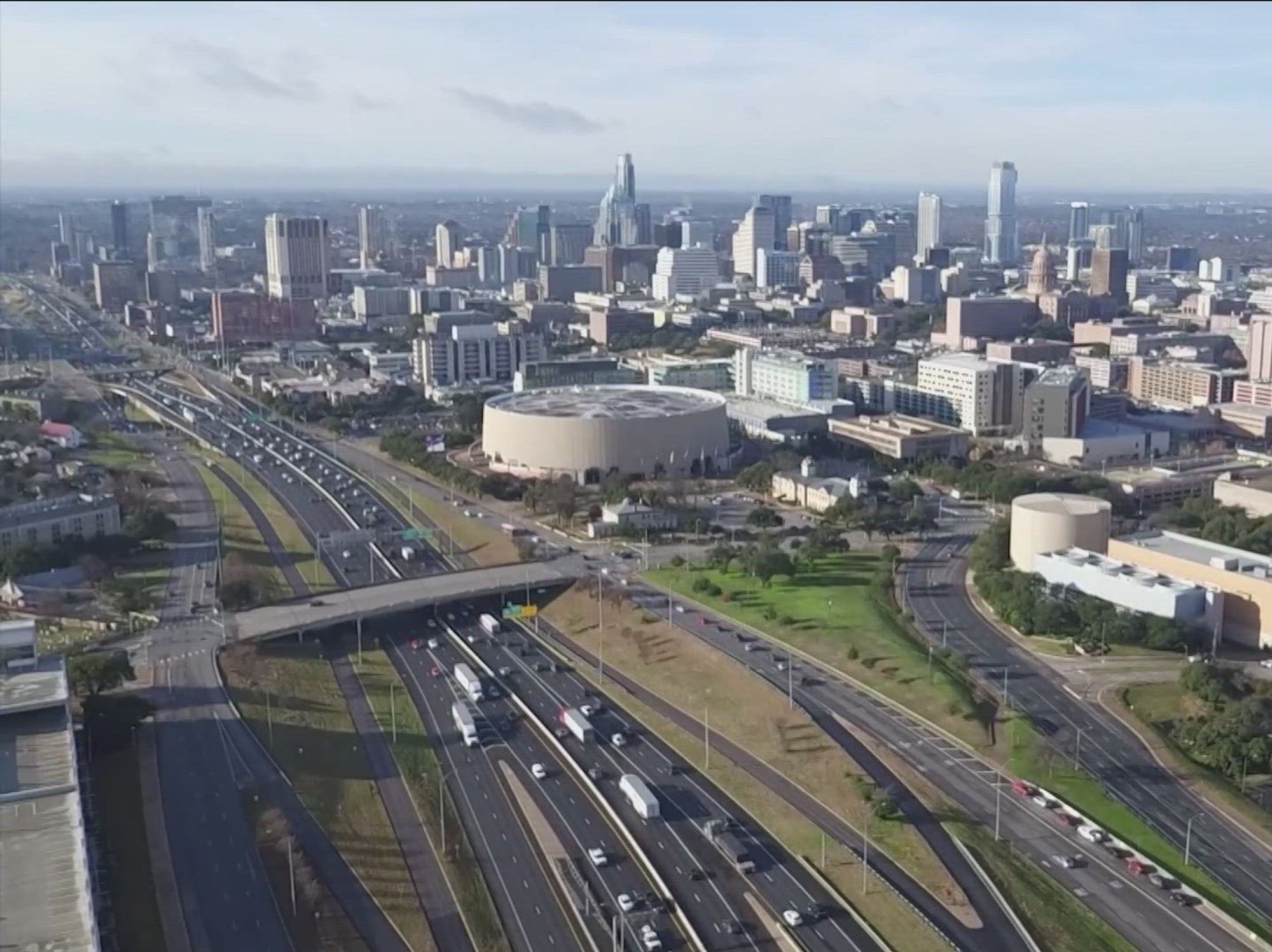 KVUE drone showing I-35