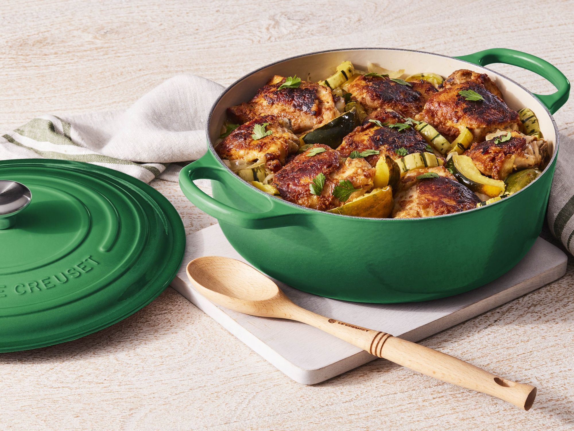 Le Creuset, Bamboo Green, cookware, Dutch oven