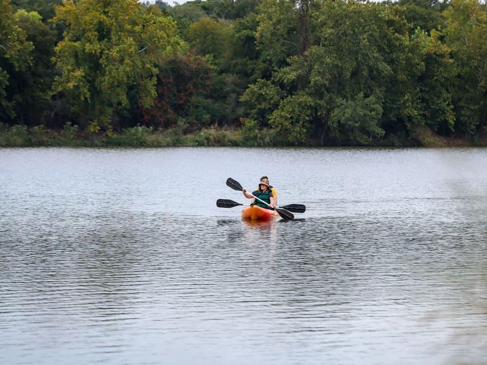 Leander lakewood park kayaking
