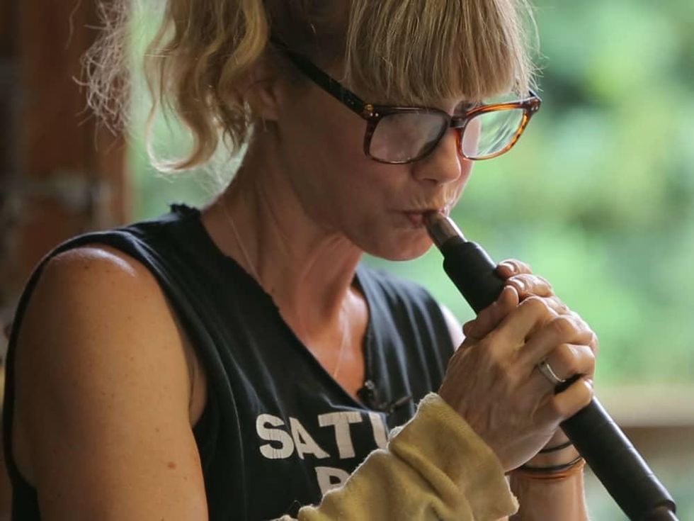 Leigh Taylor Wyatt glassblowing