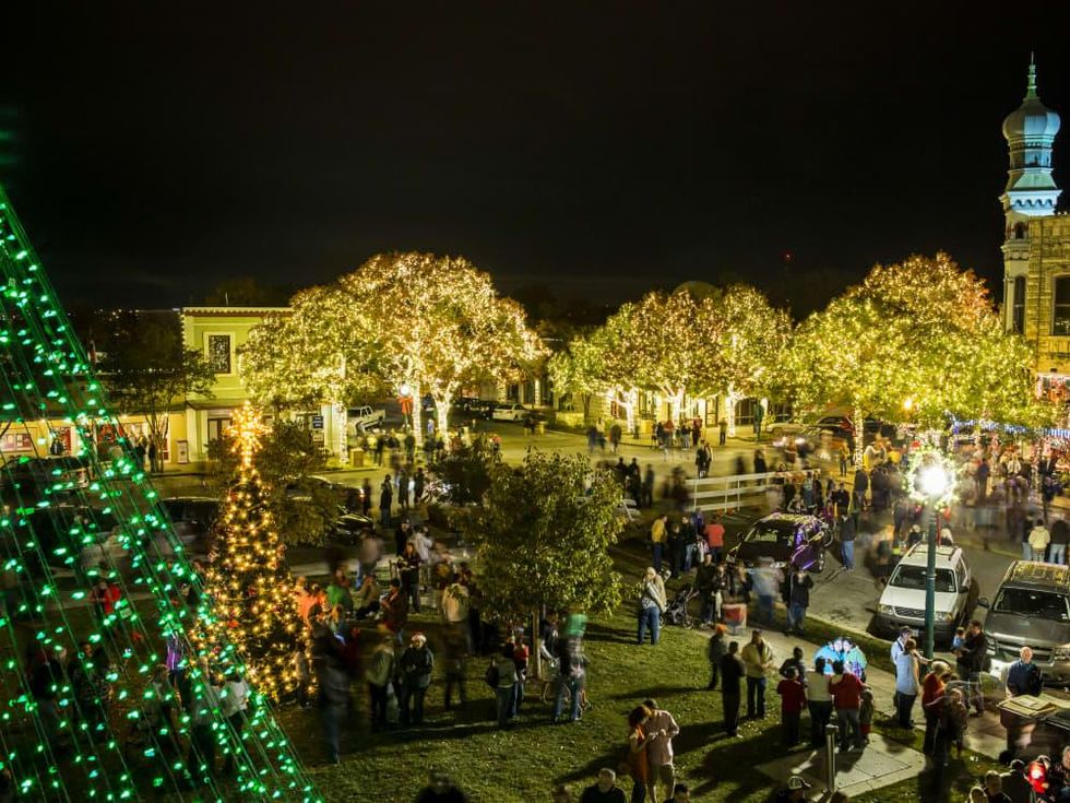 Lighting of the Square