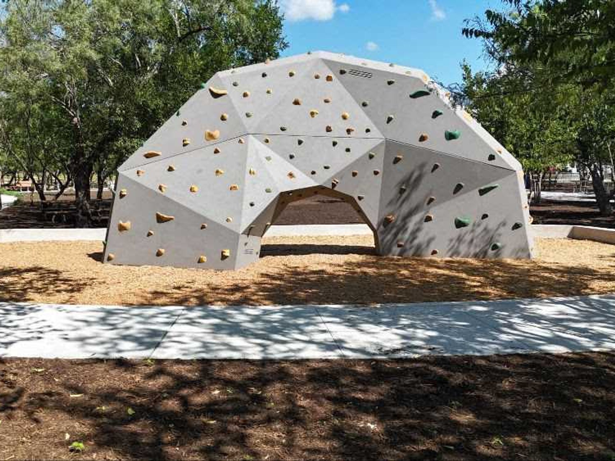 Little Walnut Creek Greenbelt climbing structure