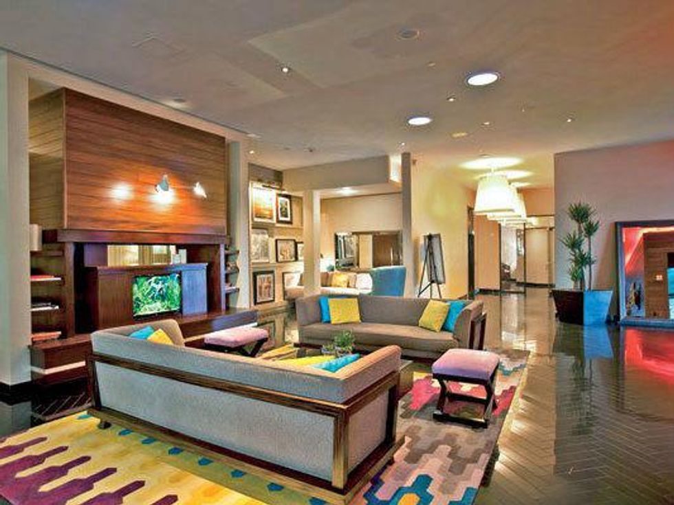 Lobby of Hotel Derek in Houston