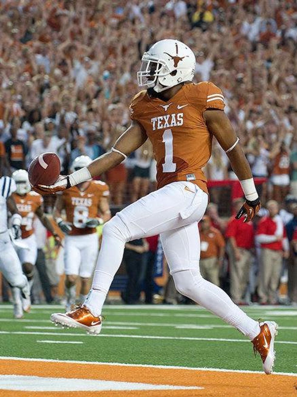 Longhorn Mike Davis scores touchdown