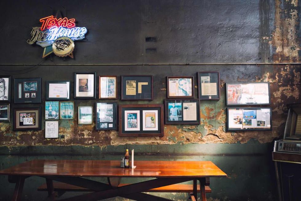 louis mueller barbecue restaurant