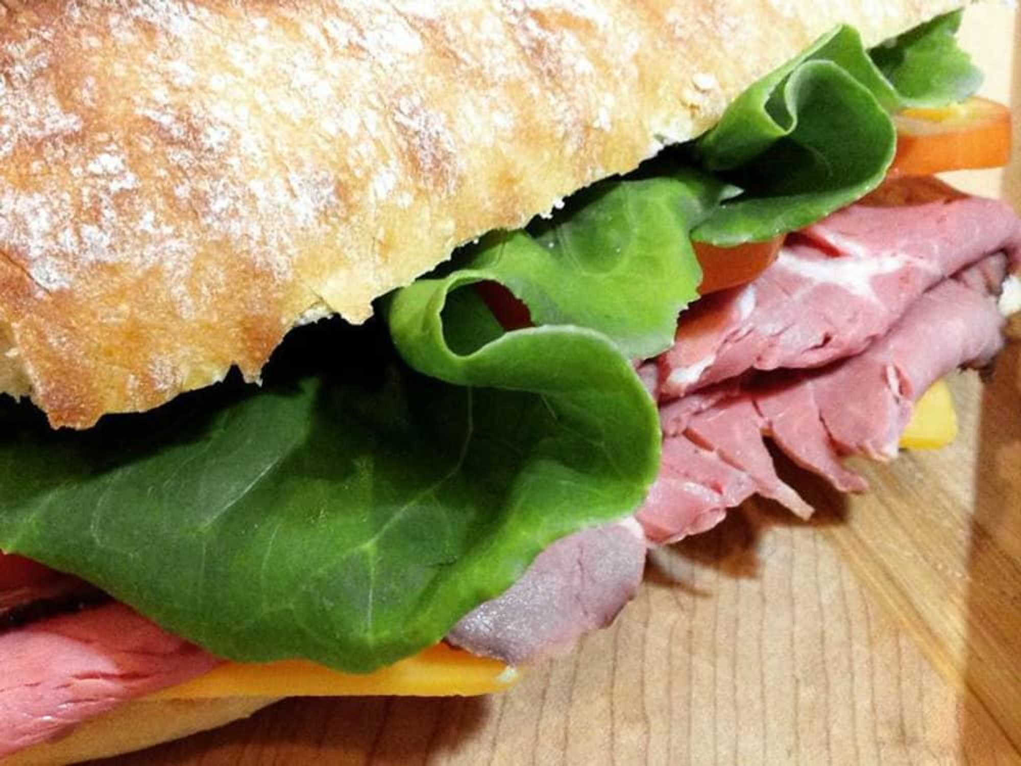 Lox Box and Barrel Austin restaurant deli roast beef sandwich