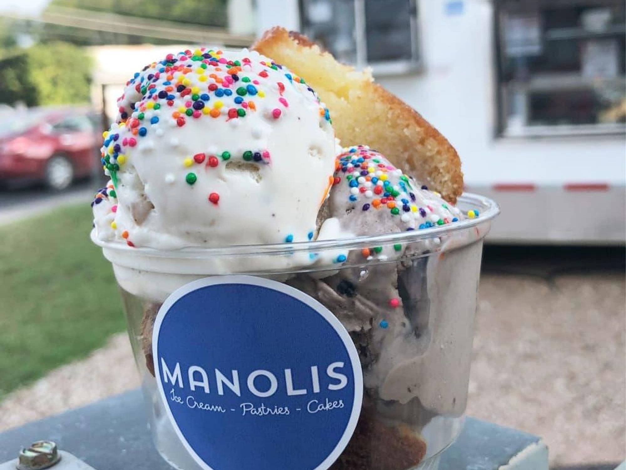 Manolis Ice Cream