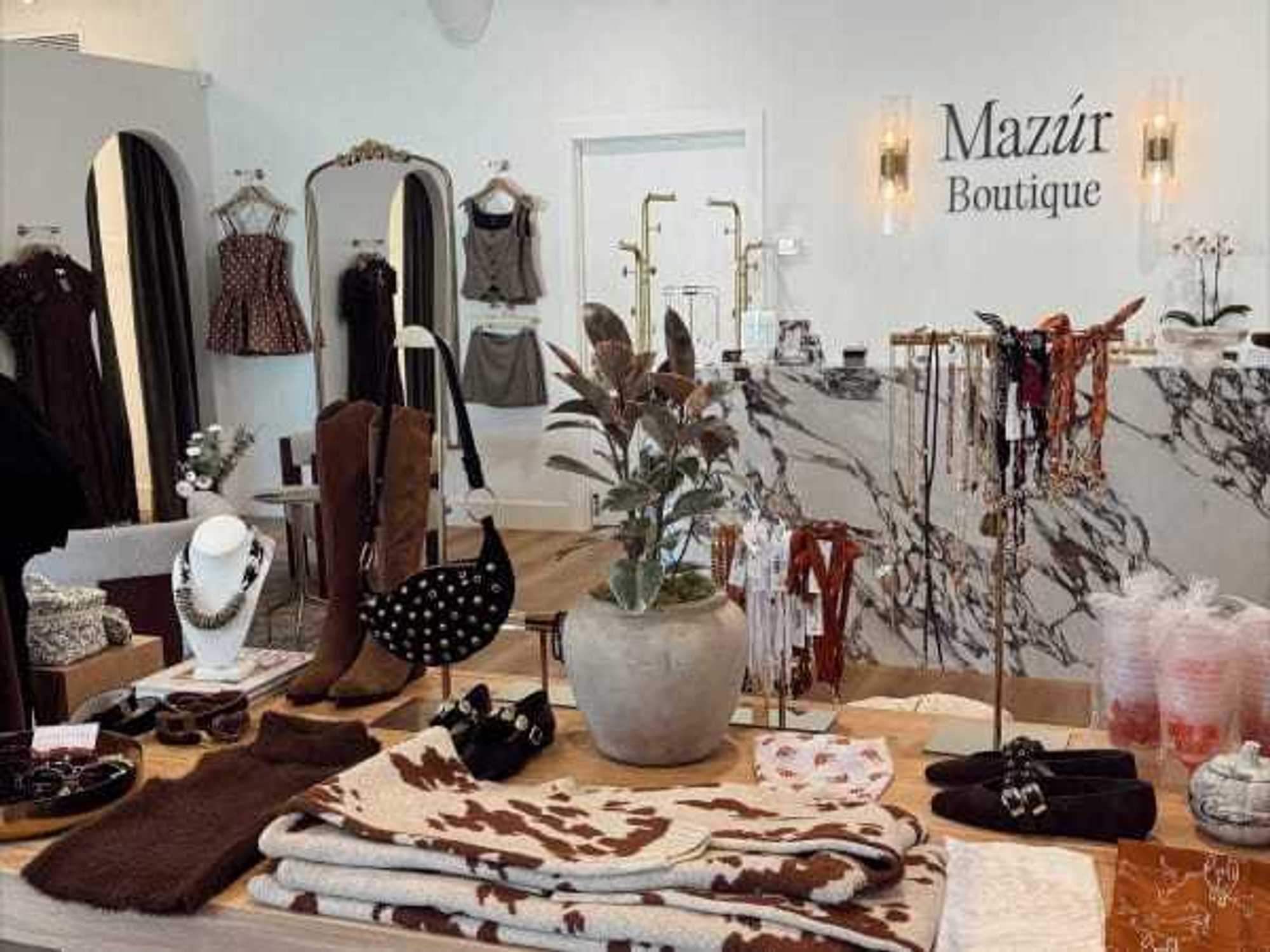 Mazúr Boutique interior