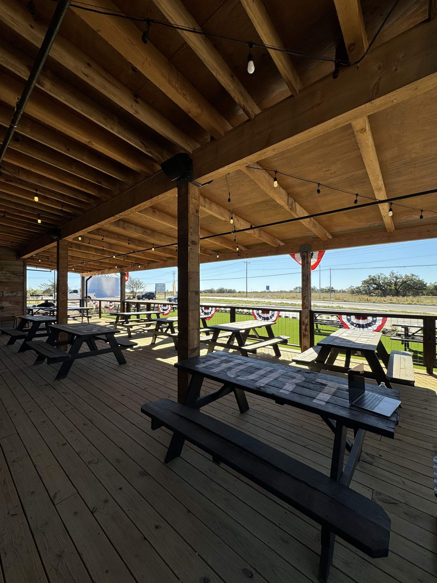 Mean Eyed Cat Bar Driftwood patio