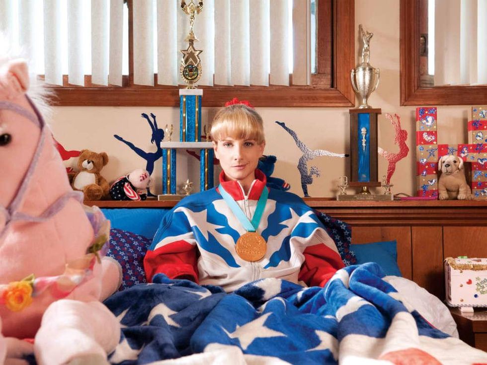 Melissa Rauch in The Bronze