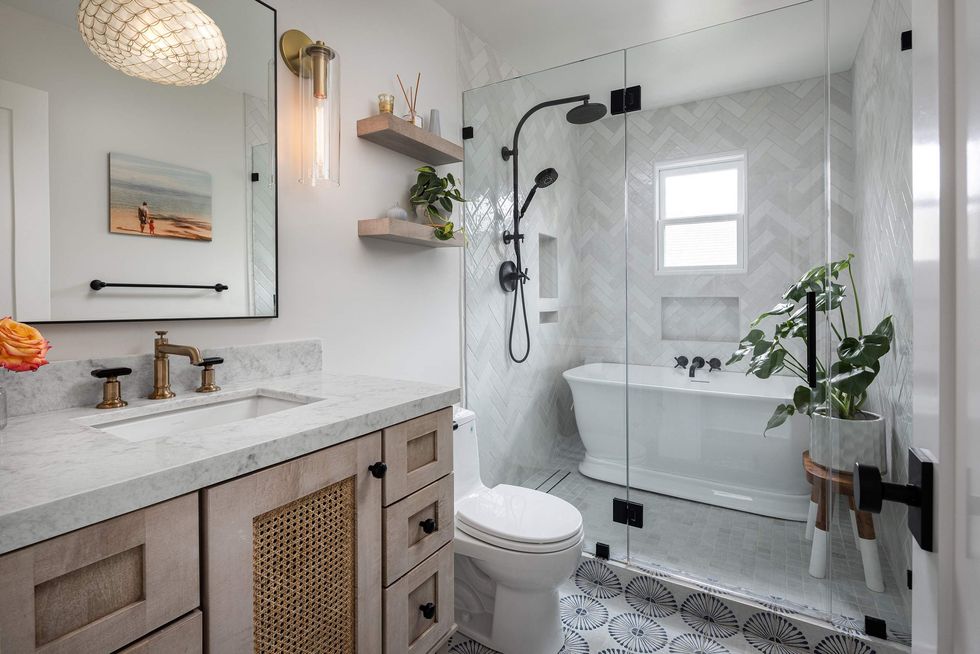 Narrow wet room, Houzz home design trends of 2025
