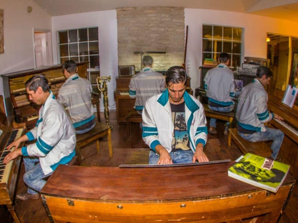 Nathan Felix 6 pianos arts in context