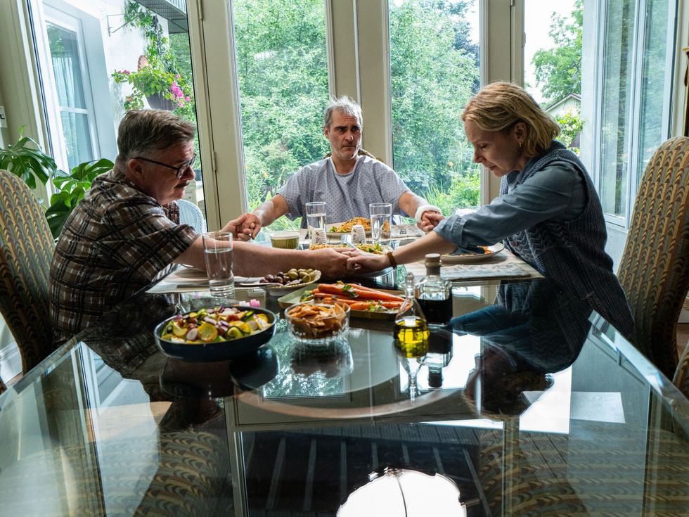 Nathan Lane, Joaquin Phoenix, and Amy Ryan in Beau is Afraid