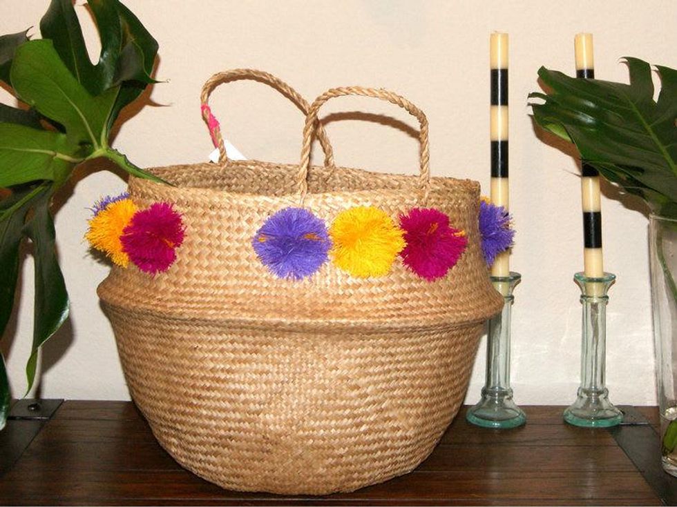 natural lifestyle pompom basket