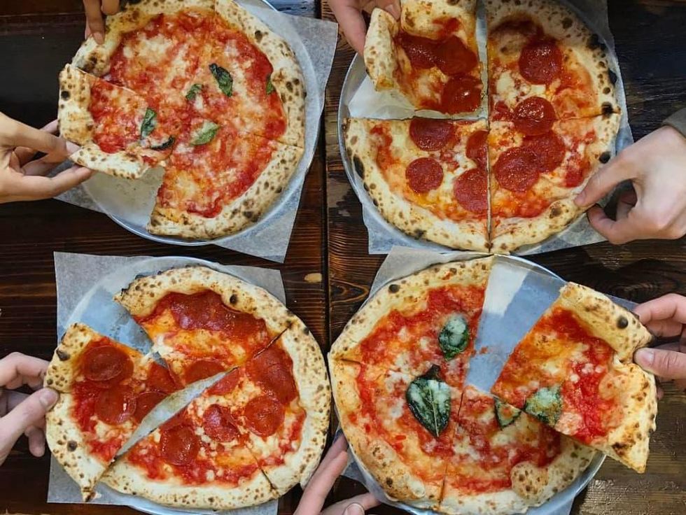 Neapolitan Express pizza