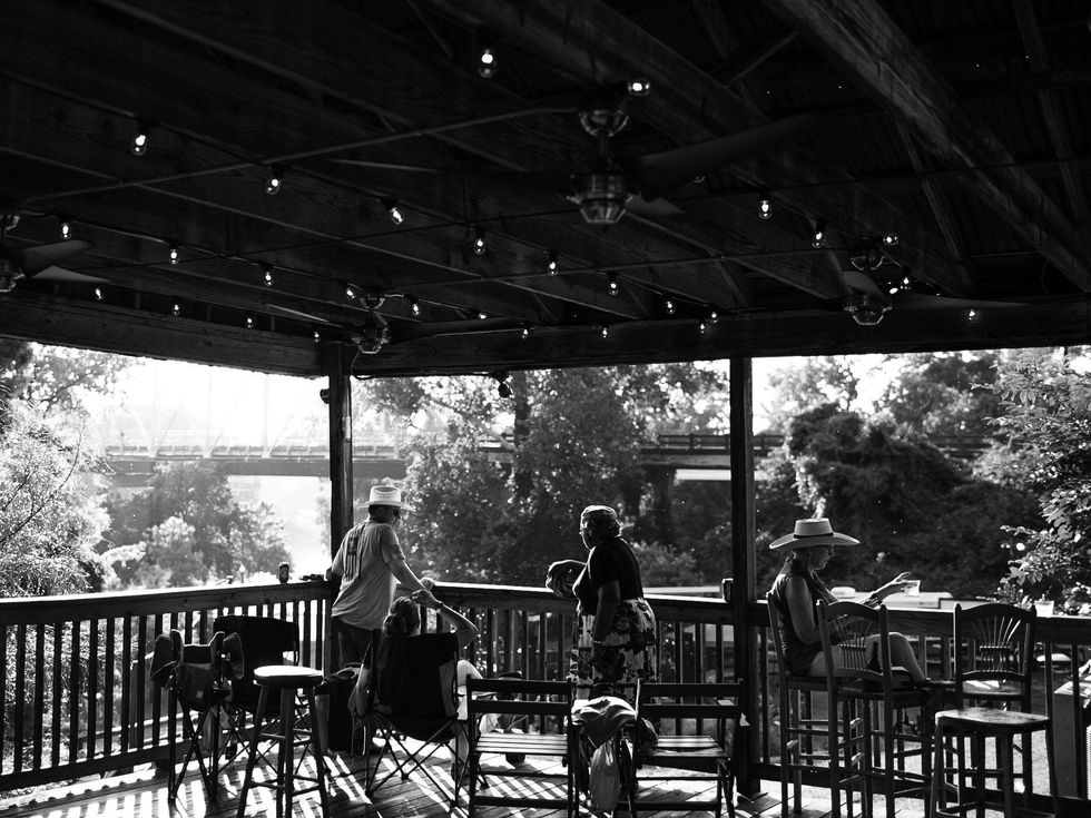 Neighbors Kitchen & Yard