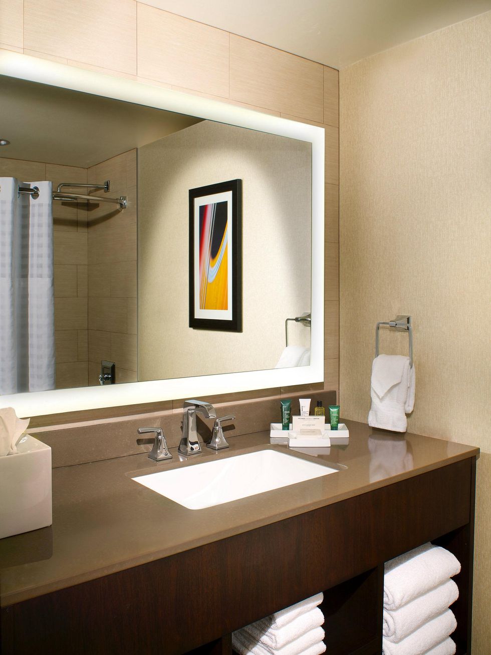 new bathroom rendering at Hilton Austin downtown