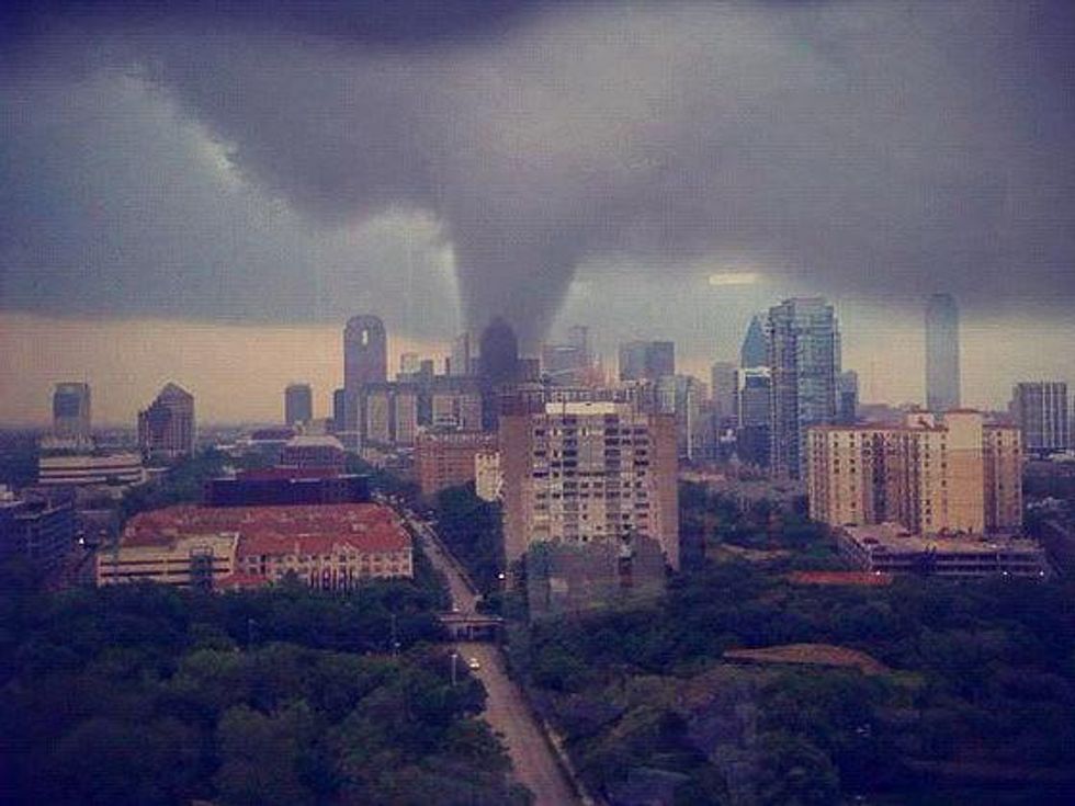 News_Dallas tornado_April 2012
