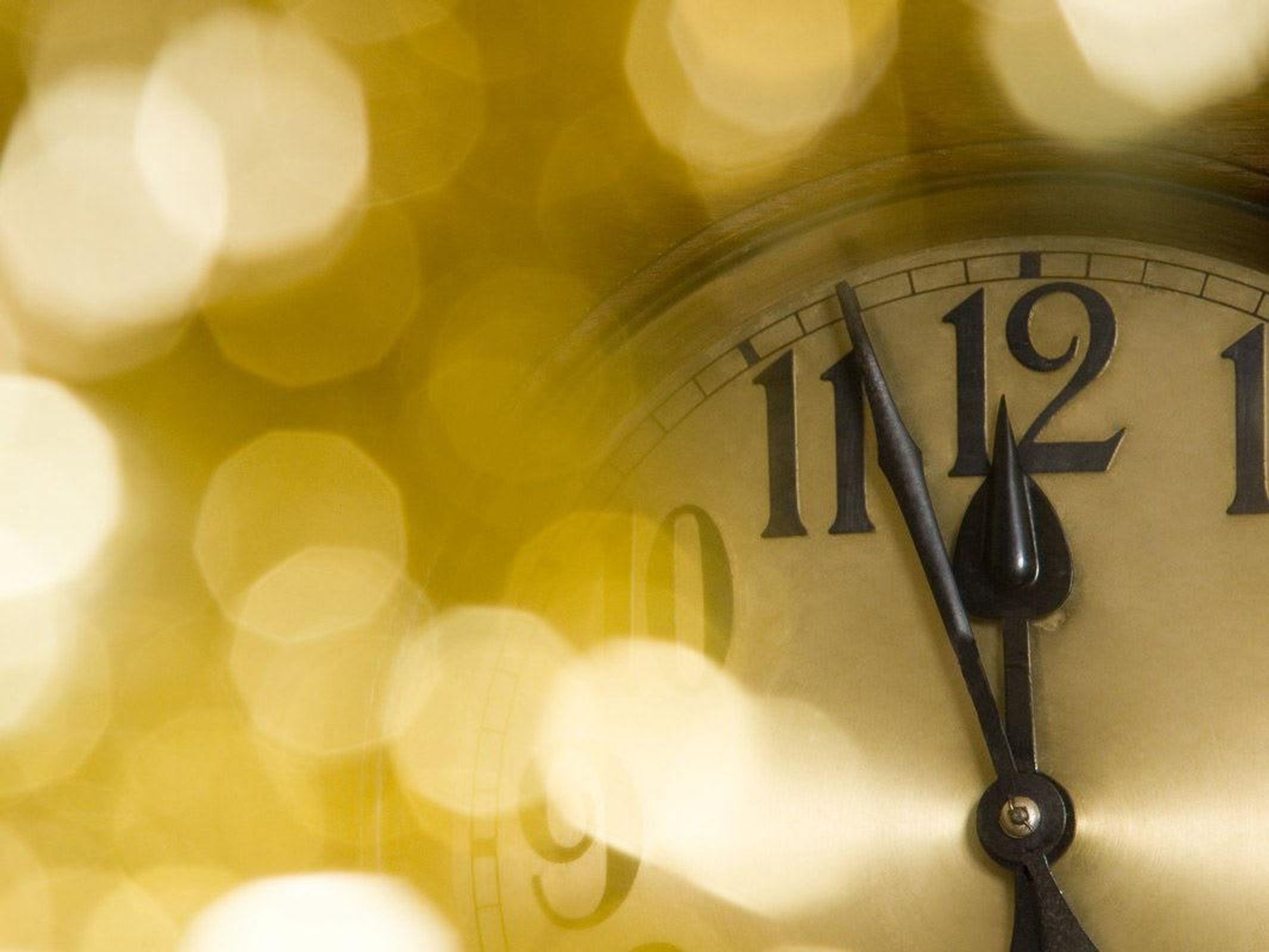 News_New Year's Eve_clock