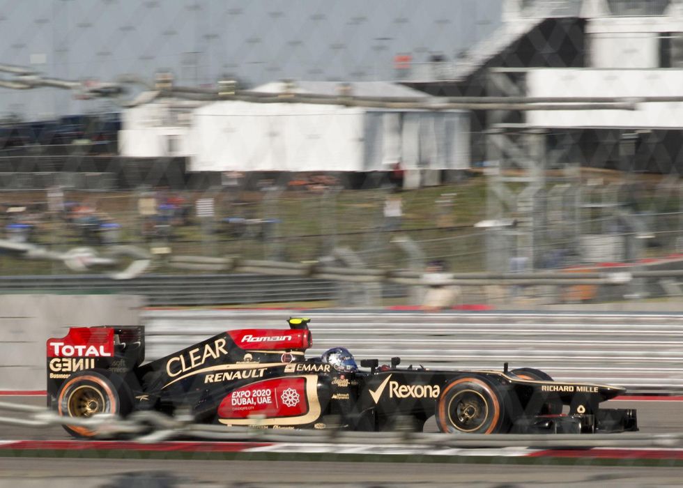 News_Nov13_F1cars