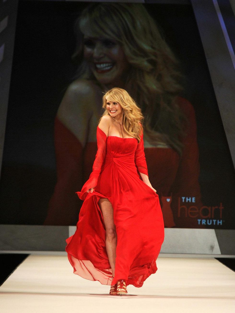 News_The Heart Truth Red Dress Collection_Fall 2012_Christie Brinkley