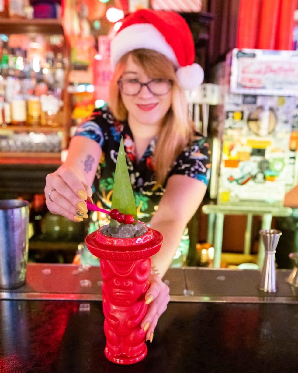 Nickel City Sippin' Santa