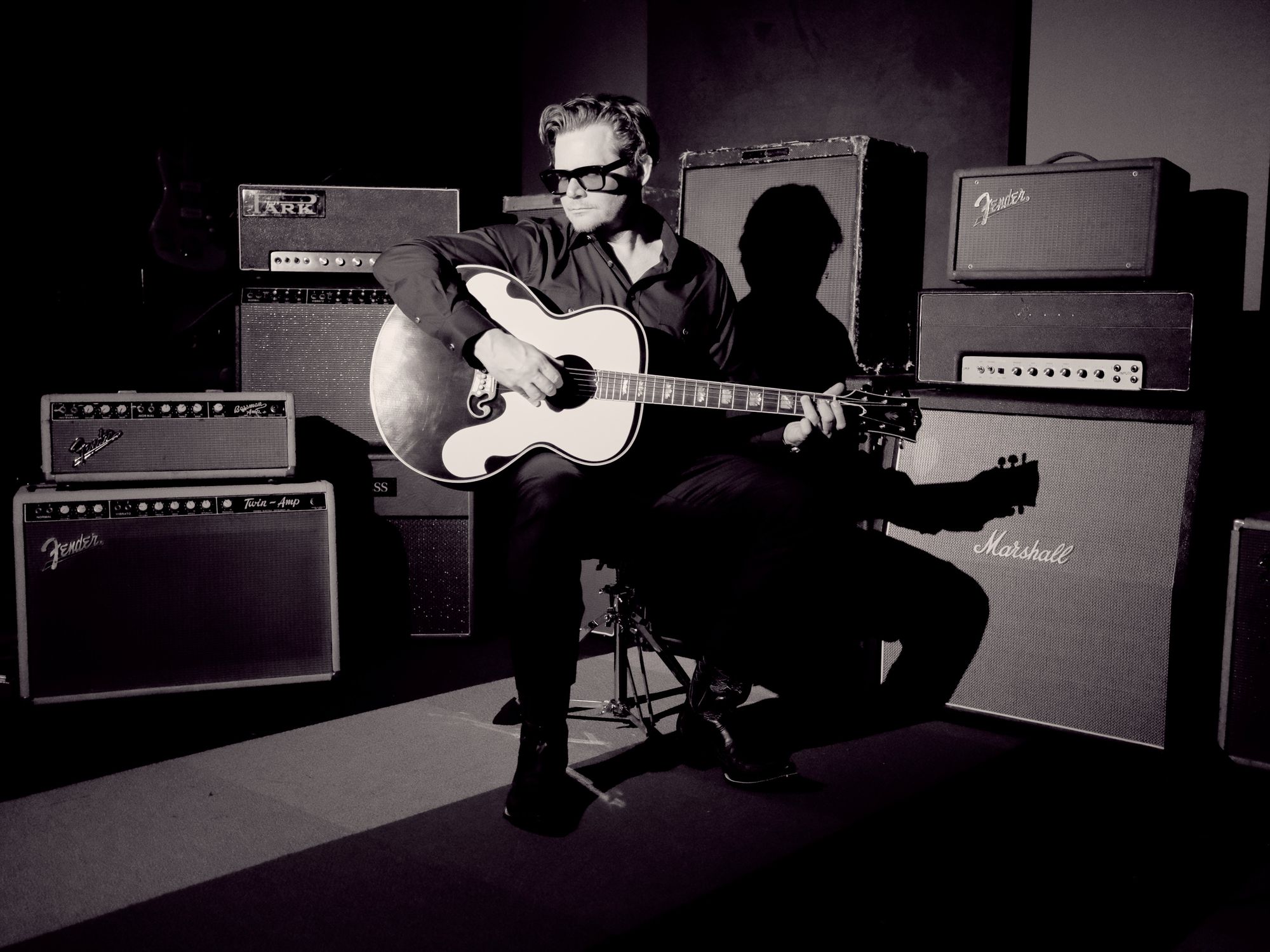 Noah Lit of Grackles