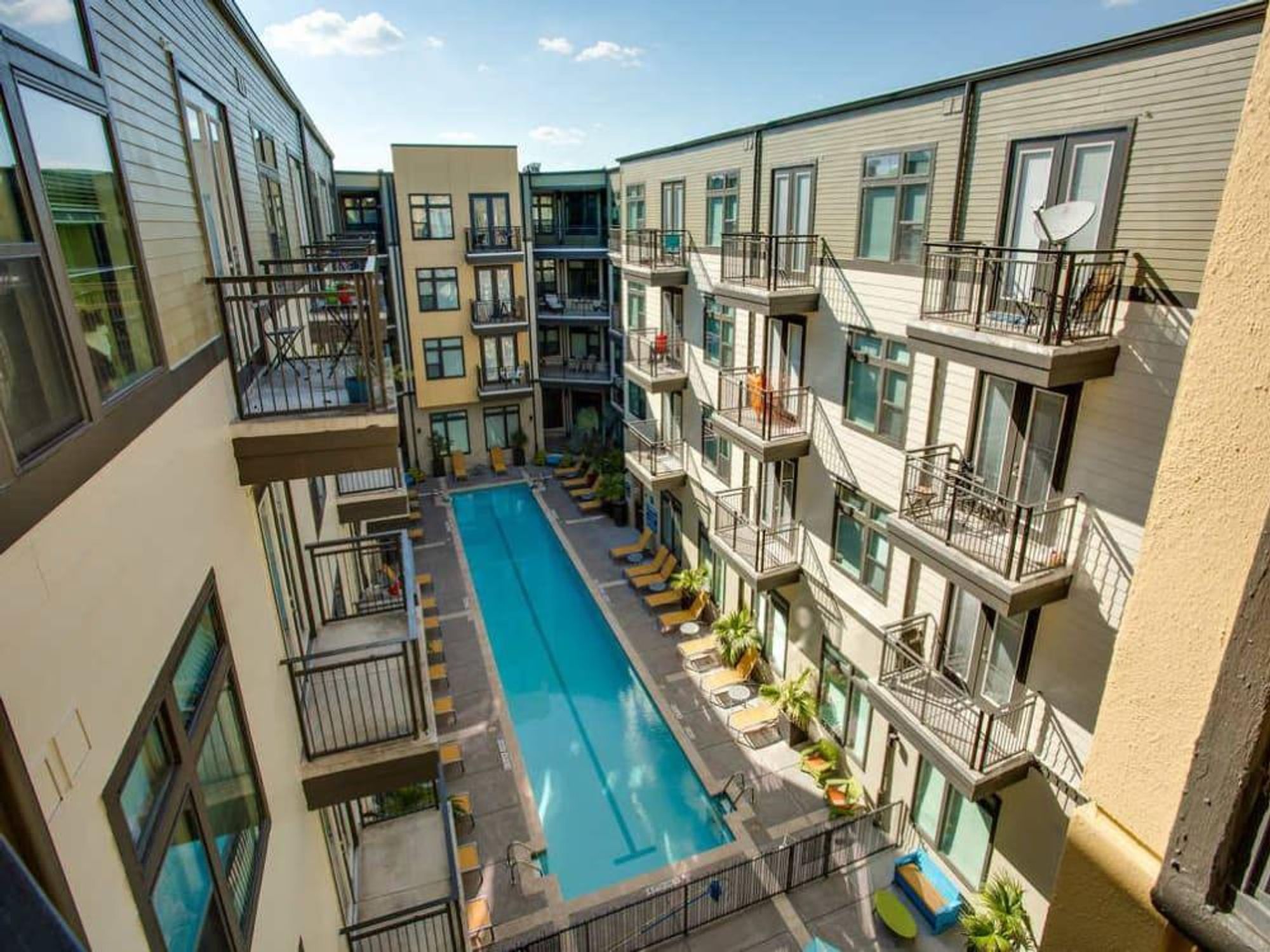 North Austin apartment Burnet Road Amli 5350